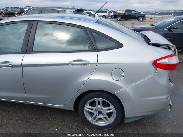 Ford FIESTA SE 2017 3FADP4BJ8HM110366 Image 19