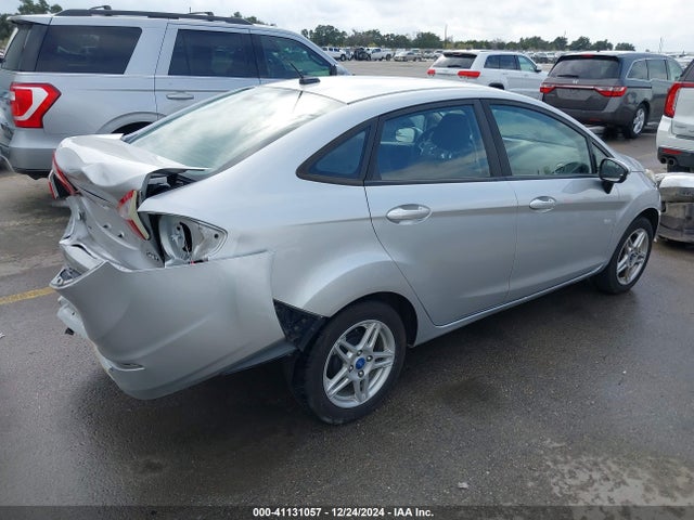 Ford FIESTA SE 2017 3FADP4BJ8HM110366 Image 4