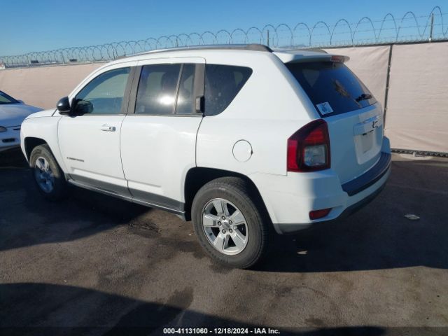 1C4NJCBA9FD262529 Jeep Compass Sport