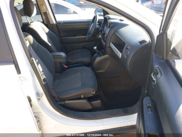 1C4NJCBA9FD262529 Jeep Compass Sport
