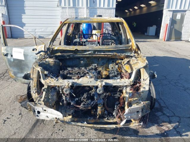 2T3A1RFVXLC066954 Toyota Rav4 Xle Premium