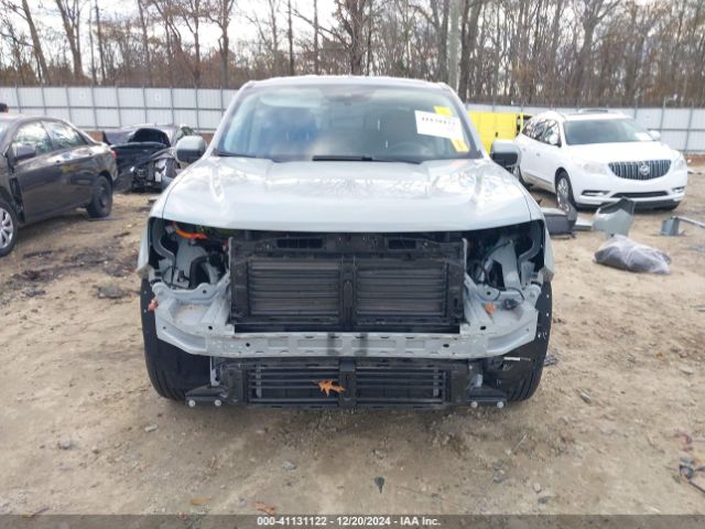3FTTW8E32PRB03346 Ford Maverick Lariat
