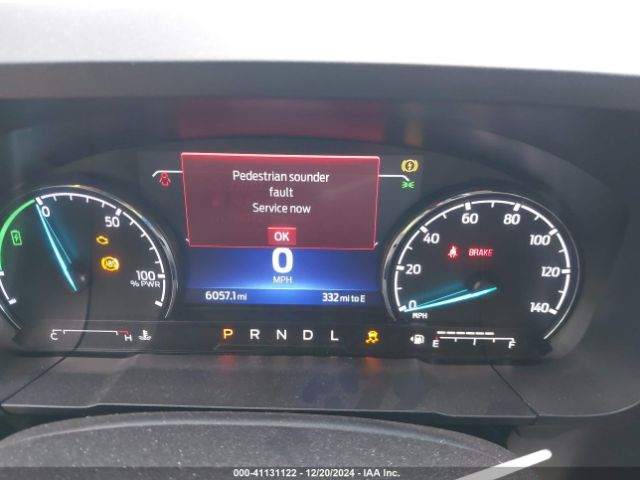 3FTTW8E32PRB03346 Ford Maverick Lariat