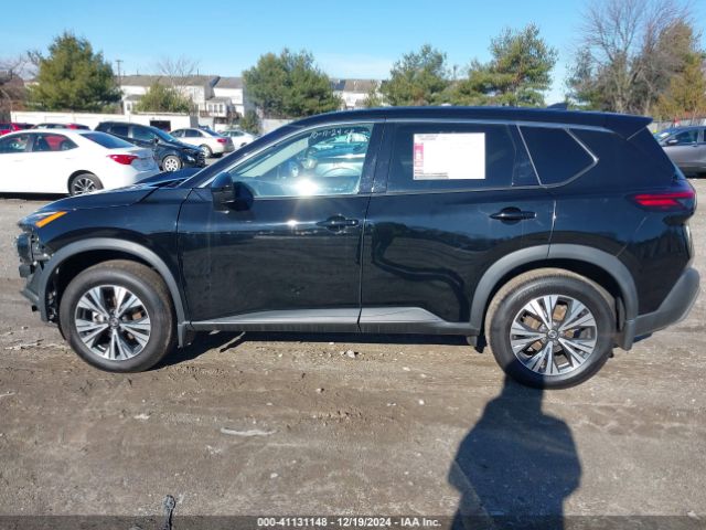 5N1AT3BBXMC793948 Nissan Rogue Sv Intelligent Awd