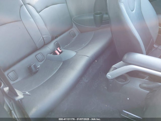 2009 MINI COOPER CLUBMAN WMWML33549TN69038 Photo 7