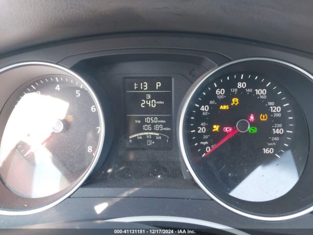 3VWDB7AJXJM211925 Volkswagen Jetta 1.4t Se/1.4t Wolfsburg Edition