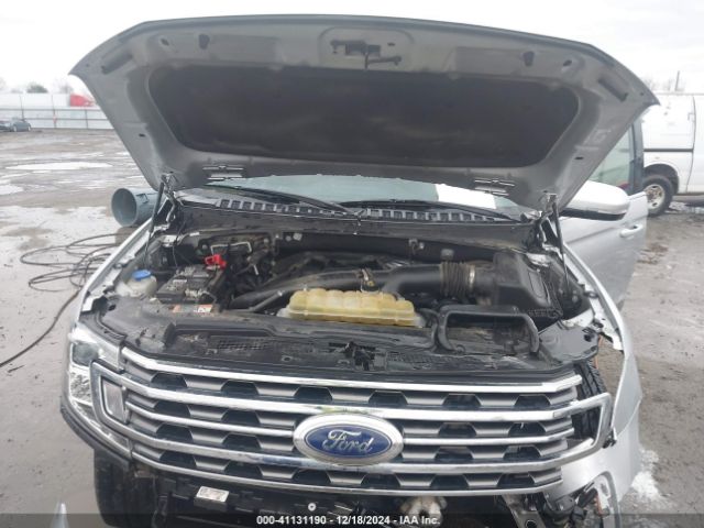 1FMJU1HT0KEA84707 Ford Expedition Xlt