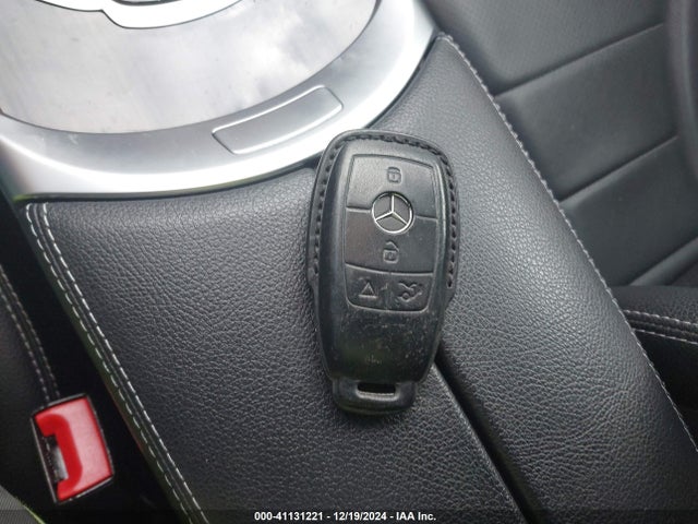 55SWF8EBXKU305770 Mercedes-Benz C 300 4matic