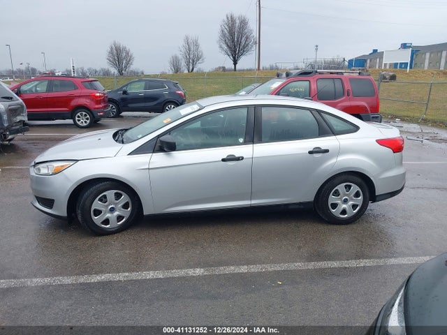 Ford FOCUS S 2016 1FADP3E28GL379594 Image 14