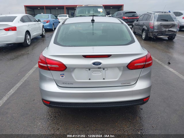 Ford FOCUS S 2016 1FADP3E28GL379594 Image 16