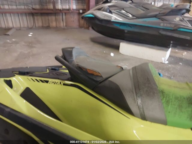 2019 SEADOO RXT-X 300 YDV23290D919      Photo 7