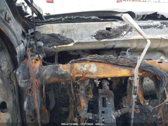 1G11G5SX3EF266696 Chevrolet Malibu 3lt