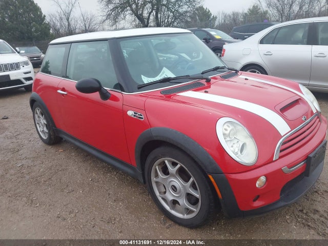 2006 MINI COOPER S WMWRE33576TG99751 Photo 0