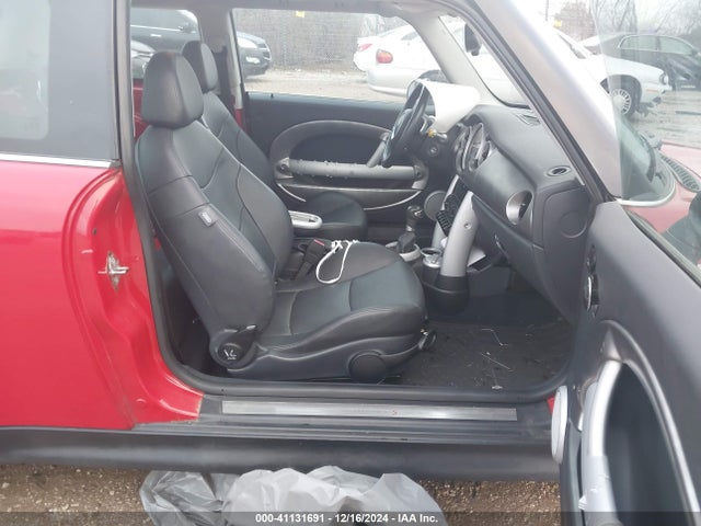 2006 MINI COOPER S WMWRE33576TG99751 Photo 4