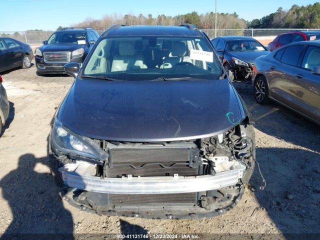 2C4RC1BG2JR235652 Chrysler Pacifica Touring L