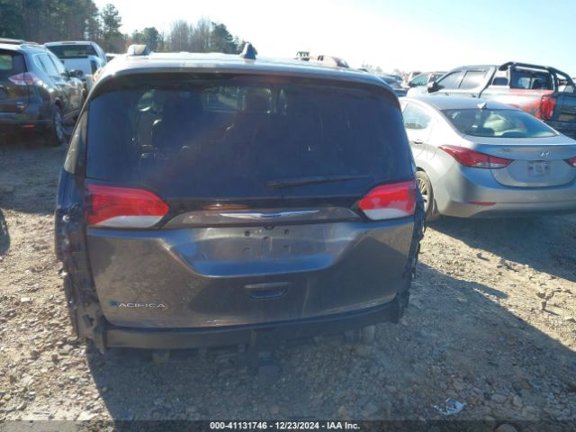 2C4RC1BG2JR235652 Chrysler Pacifica Touring L