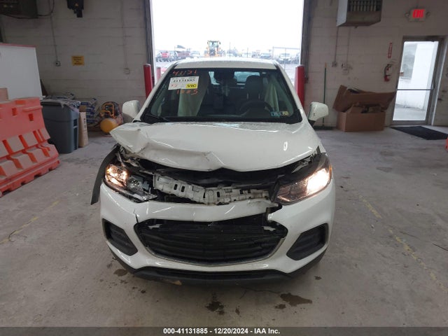 Chevrolet TRAX LS 2017 3GNCJKSB1HL233508 Image 12