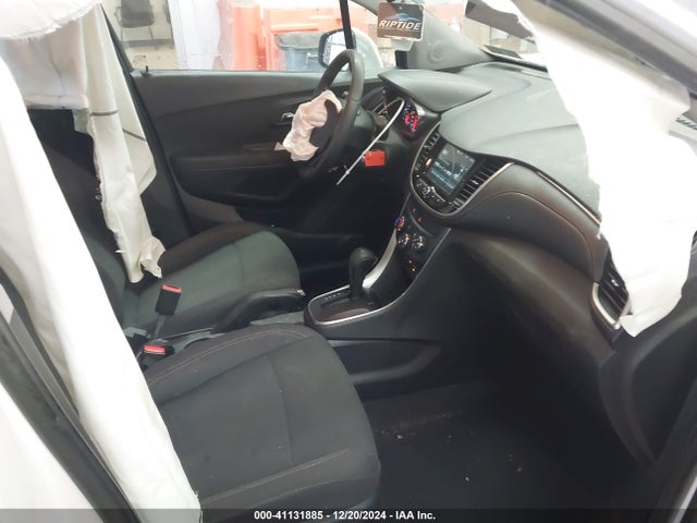 Chevrolet TRAX LS 2017 3GNCJKSB1HL233508 Image 5