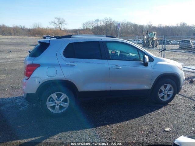 KL7CJPSM7NB561341 Chevrolet Trax Awd Lt