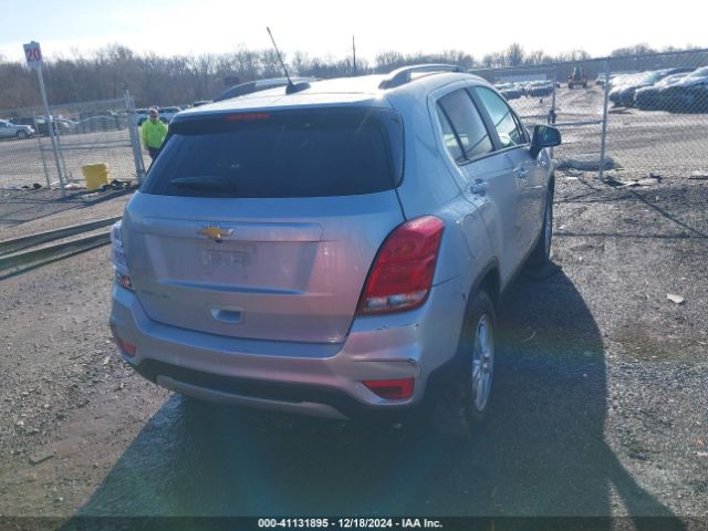 KL7CJPSM7NB561341 Chevrolet Trax Awd Lt