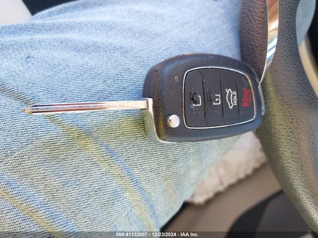 Hyundai SONATA SE 2016 5NPE24AF3GH409312 Image 11