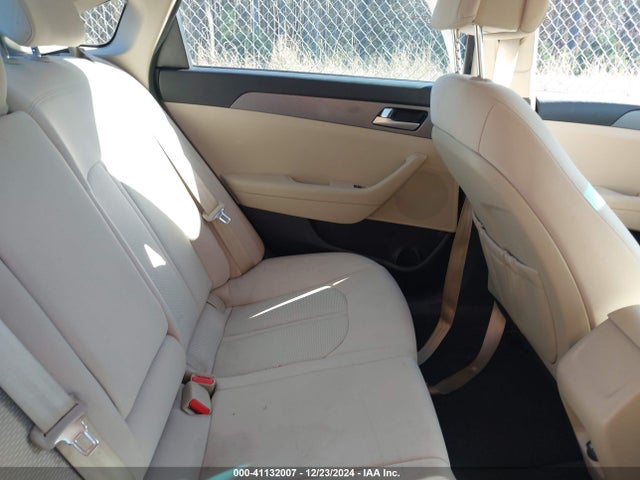 Hyundai SONATA SE 2016 5NPE24AF3GH409312 Image 8