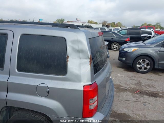 1C4NJPBB5FD329272 Jeep Patriot Sport