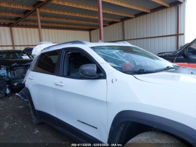 1C4PJMBX4MD153086 Jeep Cherokee Trailhawk 4x4