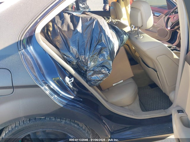 WDDGF4HB7EA960997 Mercedes-Benz C 250