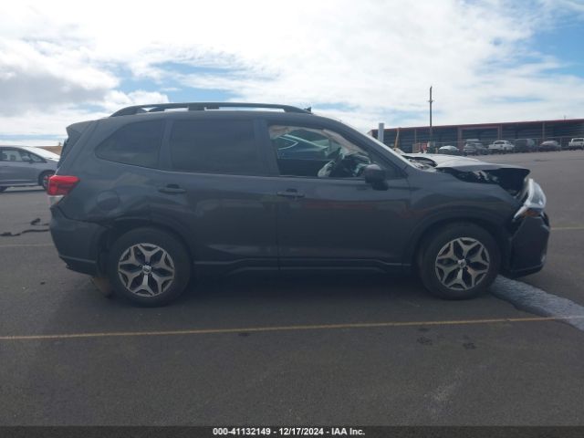 JF2SKAJC7MH424219 Subaru Forester Premium