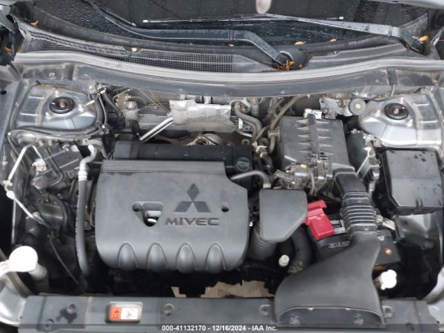 JA4AD3A37EZ001565 Mitsubishi Outlander Se