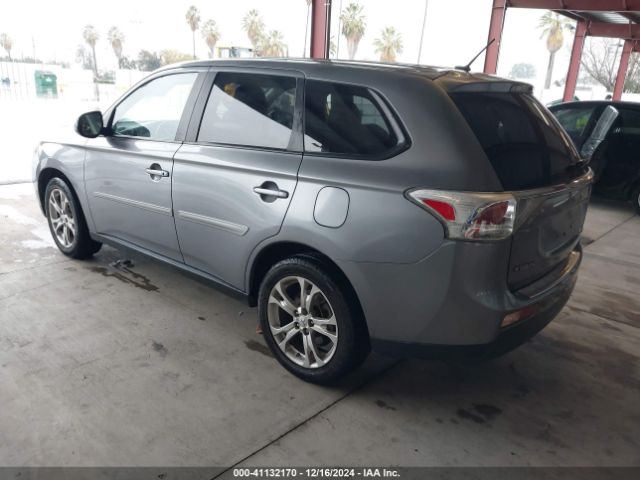 JA4AD3A37EZ001565 Mitsubishi Outlander Se