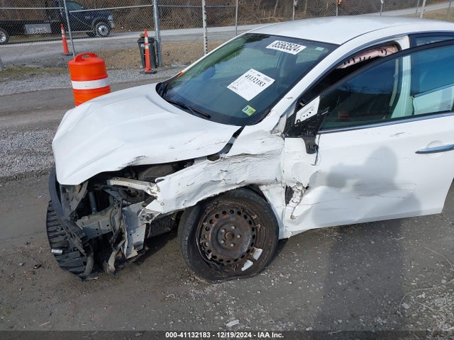 3N1AB7AP0JY276093 Nissan SENTRA S