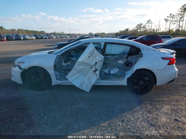 1N4AA6AP2HC432816 Nissan Maxima 3.5 Sr