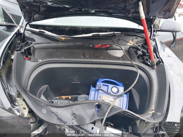 2024 TESLA MODEL Y 7SAYGDED8RF128473 Photo 9