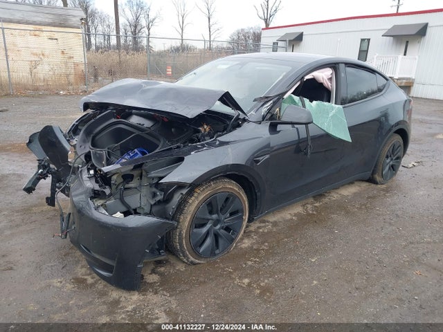 2024 TESLA MODEL Y 7SAYGDED8RF128473 Photo 1