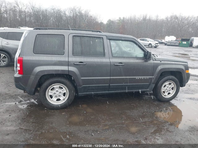 1C4NJPBA1GD811827 Jeep Patriot Sport