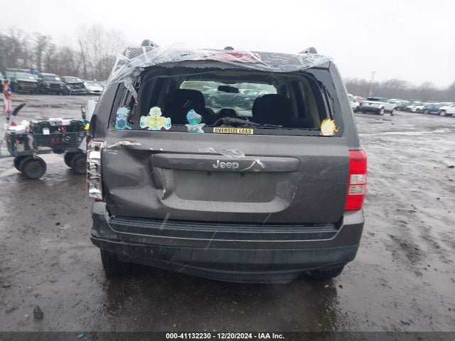 1C4NJPBA1GD811827 Jeep Patriot Sport