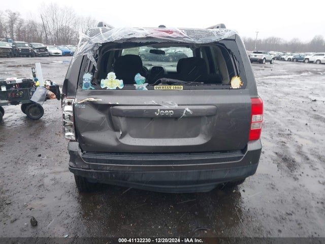 1C4NJPBA1GD811827 Jeep Patriot Sport