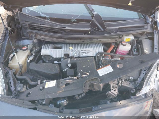 JTDKN3DU7F1984792 Toyota Prius Two