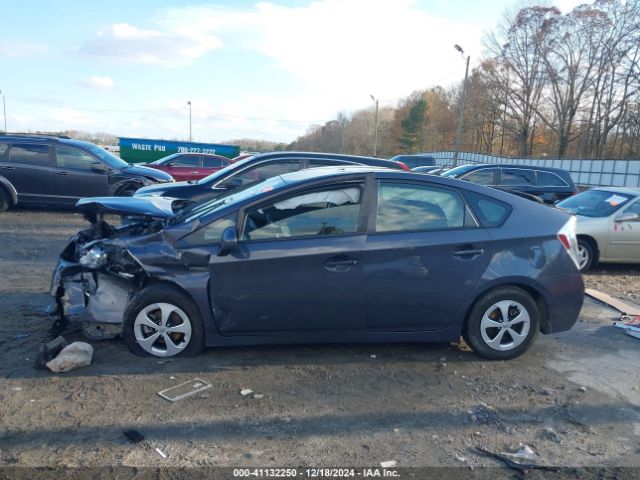 JTDKN3DU7F1984792 Toyota Prius Two