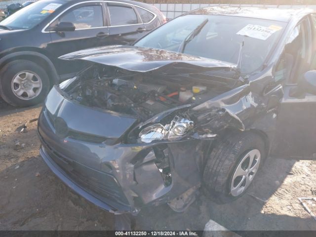 JTDKN3DU7F1984792 Toyota Prius Two