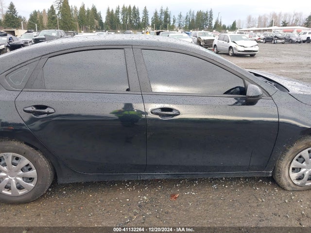 KIA FORTE FE 2022 3KPF24AD0NE500770 Image 13