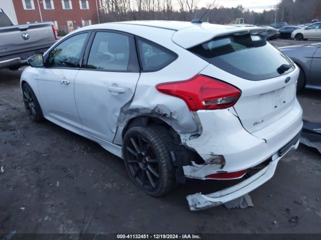 1FADP3L98JL242405 Ford FOCUS ST