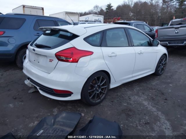 1FADP3L98JL242405 Ford FOCUS ST