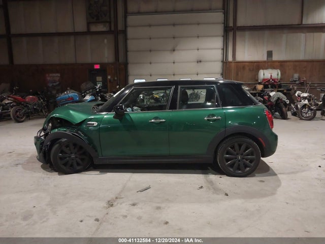 Mini Hardtop Oxford Edition 2021 WMWXU7C02M2N94072 Image 15