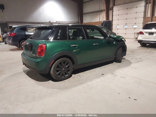 Mini Hardtop Oxford Edition 2021 WMWXU7C02M2N94072 Image 4