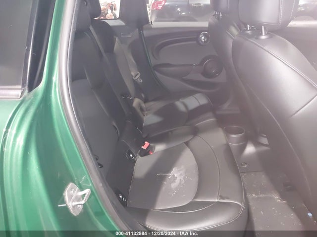 Mini Hardtop Oxford Edition 2021 WMWXU7C02M2N94072 Image 8