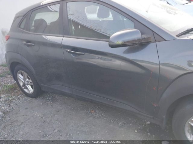 KM8K12AAXJU185110 Hyundai Kona Se