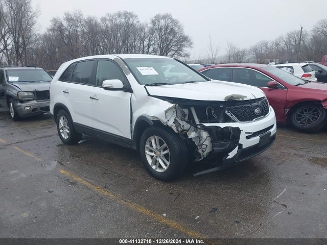 KIA SORENTO LX 2014 5XYKT3A61EG528832 Image 1